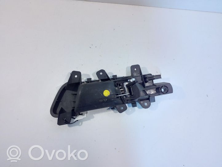 Audi A4 S4 B8 8K Priekinė atidarymo rankenėlė (vidinė) 8K0837020