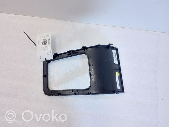 Volvo S80 Ramka drążka zmiany biegów 30791931