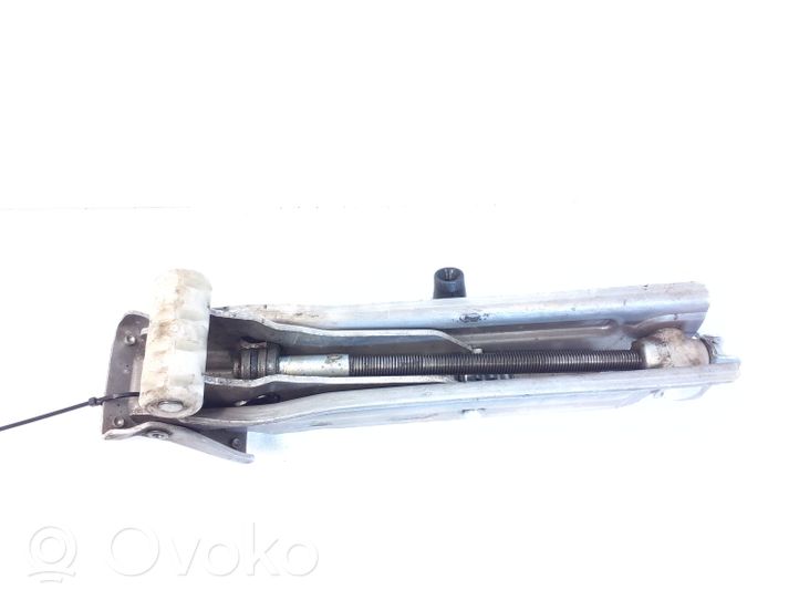 Audi A8 S8 D3 4E Cric de levage 4E0011031