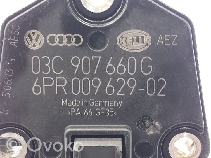 Volkswagen PASSAT B7 Öljyntasoanturi 03C907660G