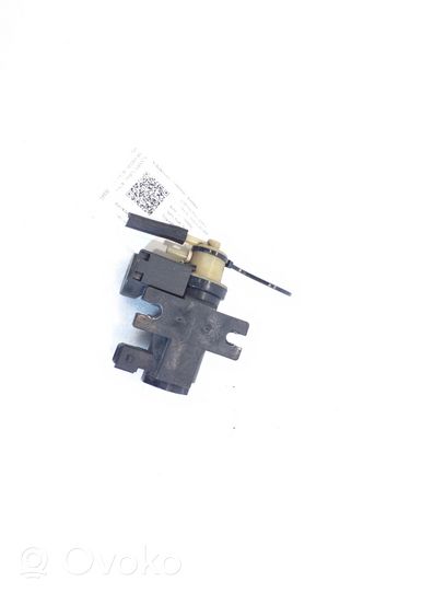 BMW 6 F06 Gran coupe Turbo solenoid valve 7626350