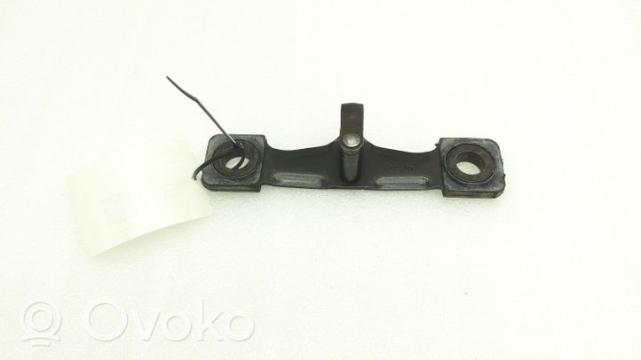 Volkswagen Golf VII Loading door lock loop/hook striker 5G0827517D