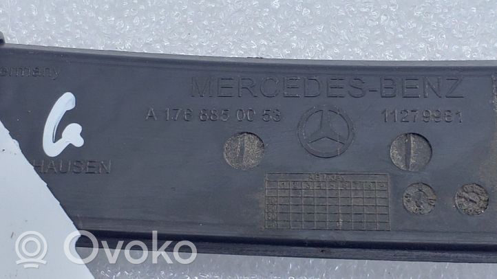 Mercedes-Benz A W176 Apdailinė galinio bamperio juosta A1768850053