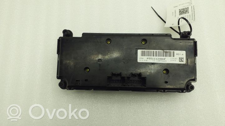 Dodge Grand Caravan Panel klimatyzacji P55111240AF