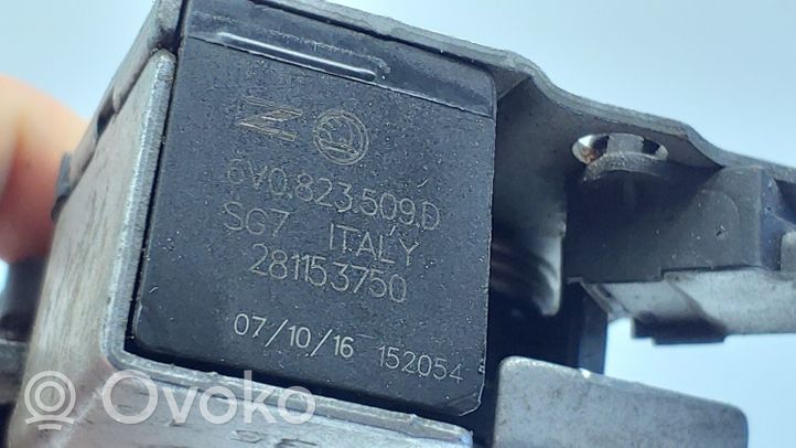 Skoda Fabia Mk3 (NJ) Serrure de capot 6V0823509D