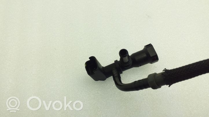 Nissan Qashqai Degalų grąžinimo vamzdelis/ žarnelė 166714557R