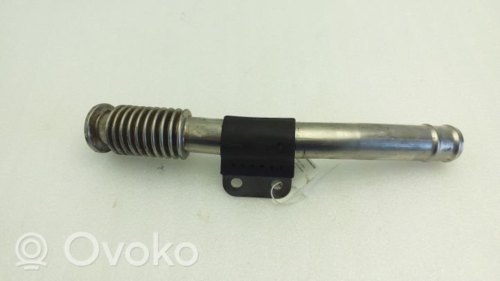 Opel Vectra C Tuyau de raccordement solide EGR 90570358