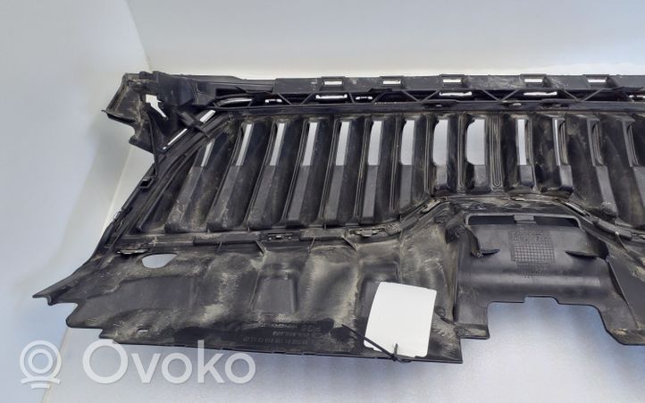 Skoda Fabia Mk3 (NJ) Grille calandre supérieure de pare-chocs avant 6V0853653