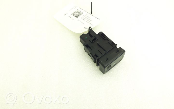 Suzuki Vitara (LY) Bouton interrupteur programme de stabilité ESP 3758557L00