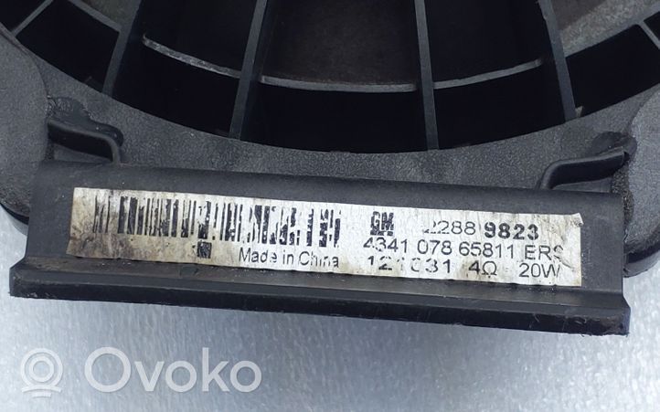 Chevrolet Cruze Enceinte de porte arrière 434107865811