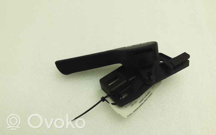 Volkswagen Polo IV 9N3 Engine bonnet (hood) release handle 1J1823533C