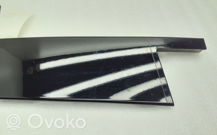 Mercedes-Benz GLC X253 C253 Rear door glass trim molding 