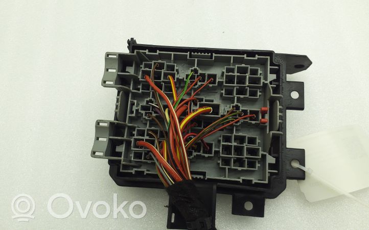 Porsche Cayenne (92A) Module de fusibles 7P0937211A