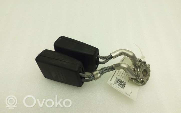 Volkswagen Golf VI Middle seatbelt buckle (rear) 1K0857739M