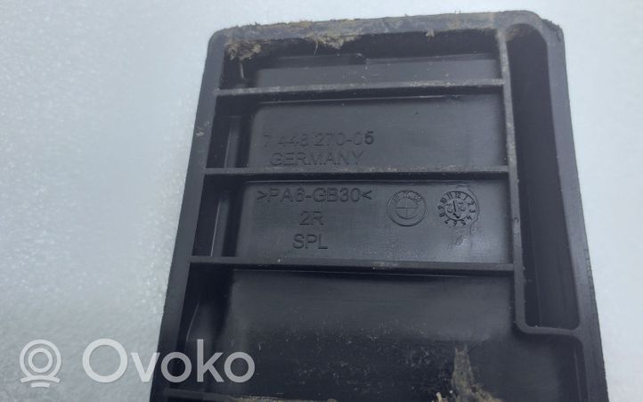 BMW 3 G20 G21 Slidės apdaila priekinės keleivio sėdynės 7448270