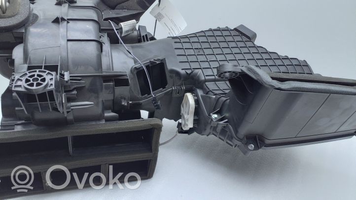 Toyota Aygo AB40 Scatola climatizzatore riscaldamento abitacolo assemblata 87010YV060