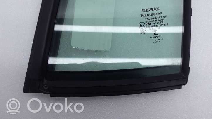Nissan Micra K14 Vetro del deflettore della portiera anteriore - quattro porte 802C35FA0A