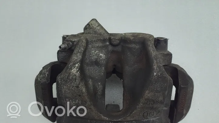 Volvo XC60 Front brake caliper 