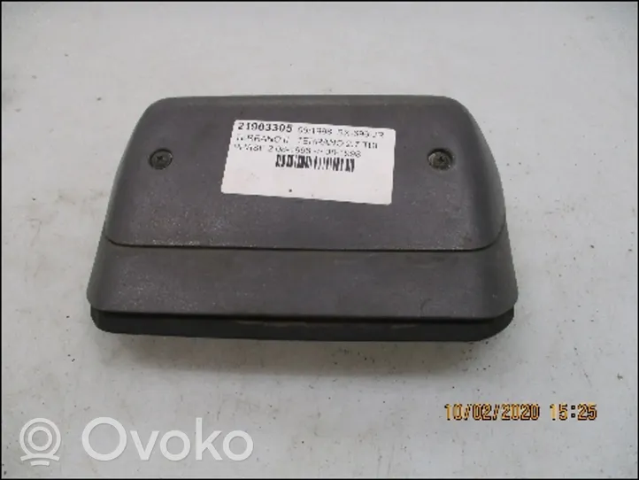 Nissan Terrano Papildomas stop žibintas 265907F000