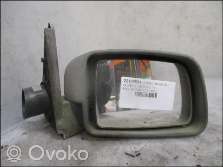 Renault Super R5 Elektryczne lusterko boczne drzwi przednich 7700761478