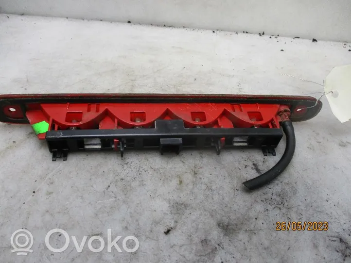 Toyota Aygo AB10 Trzecie światło stop 815700H010