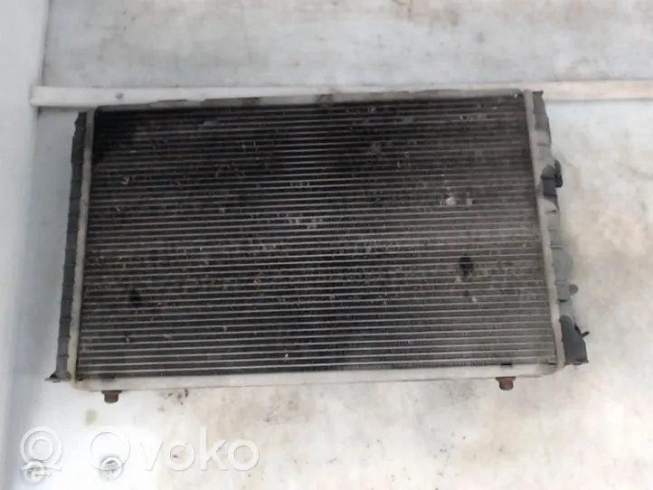 Renault Trafic I Radiateur de refroidissement 7700310123