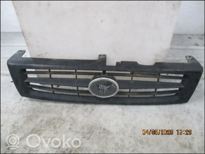 Hyundai Galloper Grille de calandre avant HR630237BK