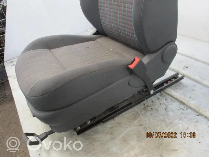Volkswagen Polo V 6R Fotel przedni pasażera 6Q3881106CR