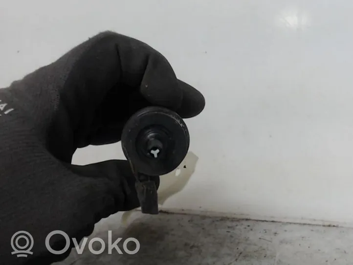 Fiat Doblo Pompe de lave-glace de pare-brise 46760972