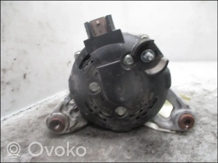 Opel Corsa E Generatore/alternatore 13520812