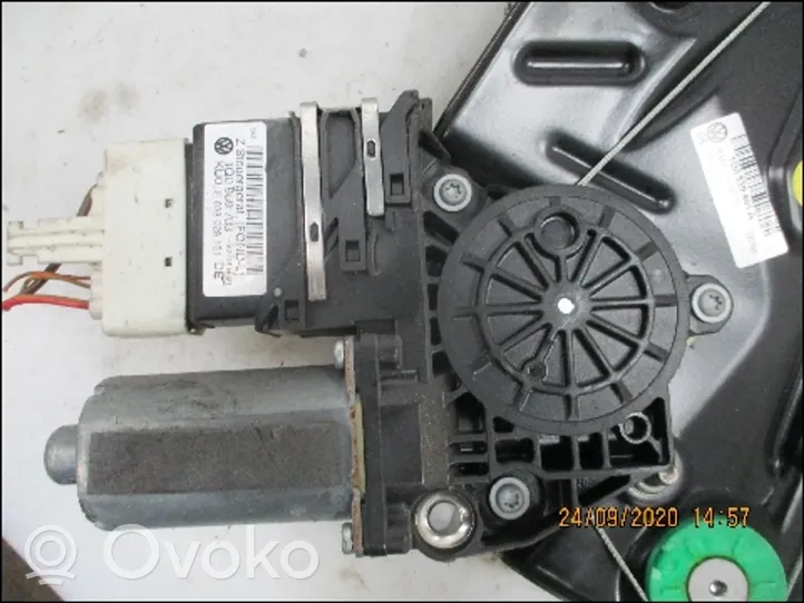 Volkswagen Eos Elektryczny podnośnik szyby drzwi tylnych 1Q0839461