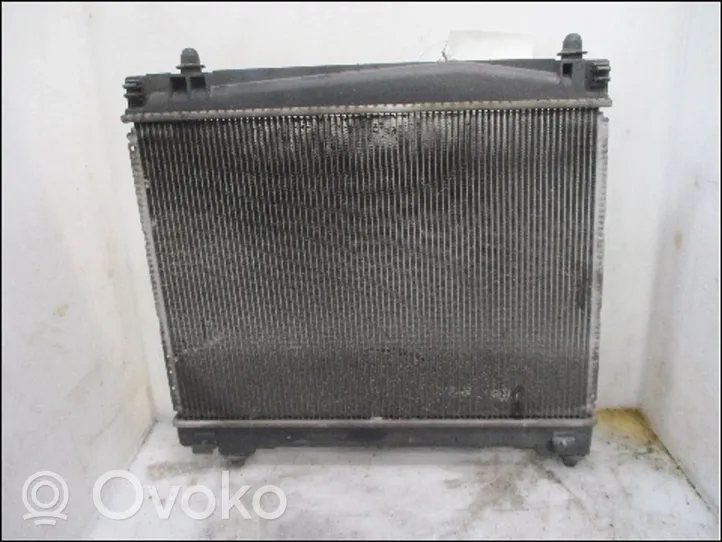 Toyota Yaris Radiatore di raffreddamento 164000Q040