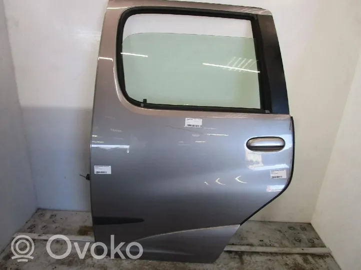 Toyota Yaris Verso Drzwi tylne 6700452040