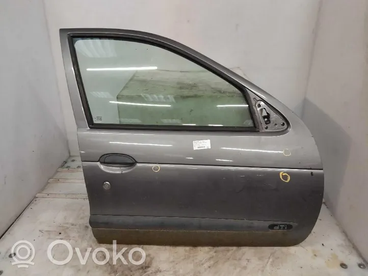 Renault Megane I Porte avant 7751473047