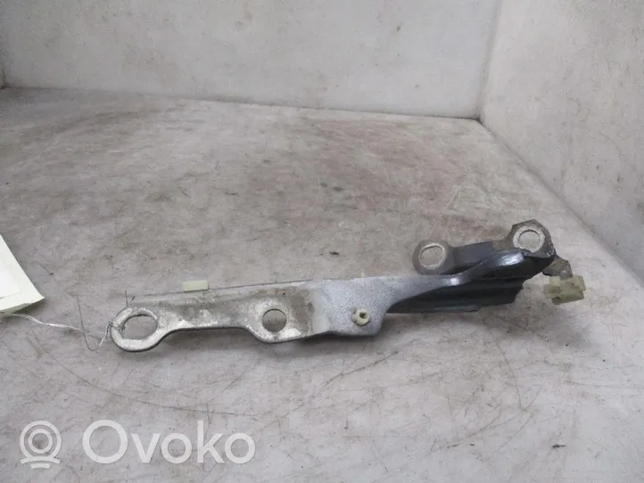 Toyota Yaris Bisagras del capó/tapa del motor 534100D010