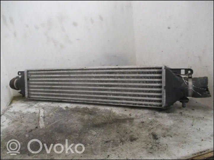 Alfa Romeo Giulietta Chłodnica powietrza doładowującego / Intercooler 51783791