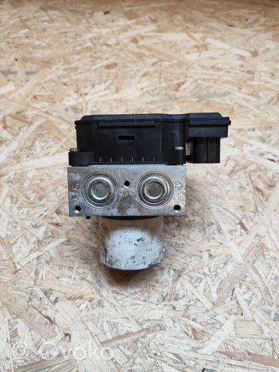 Volkswagen Sharan ABS Pump 7N0614109P