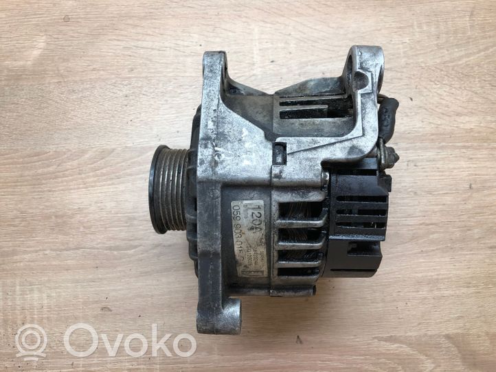 Volkswagen PASSAT B5.5 Generatore/alternatore 059903015G