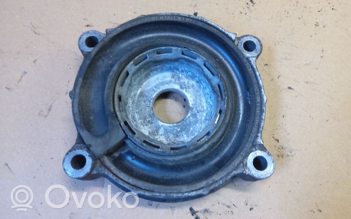 Volkswagen Touareg I Support de levage de hayon 7L0411189