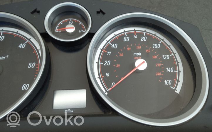 Opel Zafira A Spidometras (prietaisų skydelis) 13267524