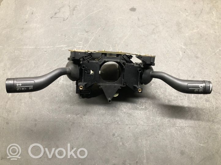 Volkswagen Touareg I Leva/interruttore dell’indicatore di direzione e tergicristallo 7L6953549D