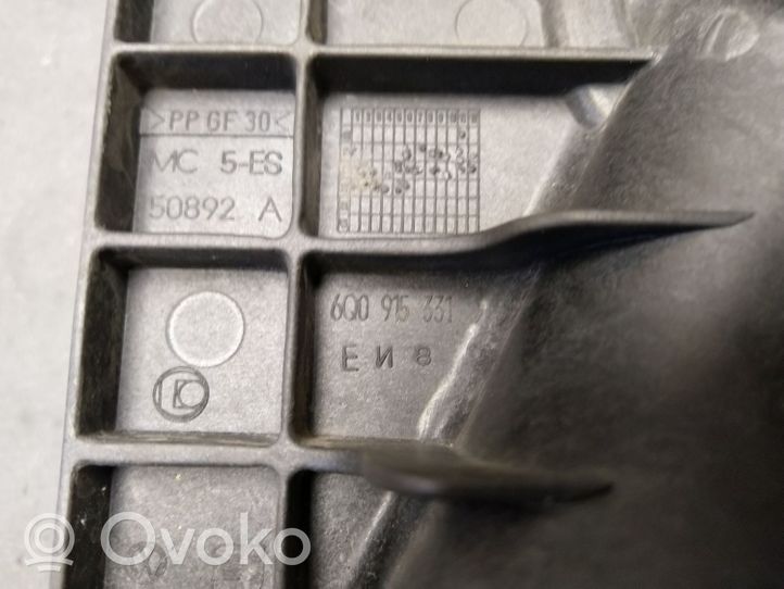 Skoda Fabia Mk1 (6Y) Vassoio batteria 6Q0915331