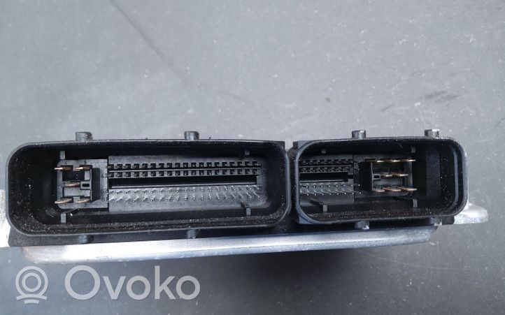 Volkswagen Bora Unité de commande, module ECU de moteur 038906012GG