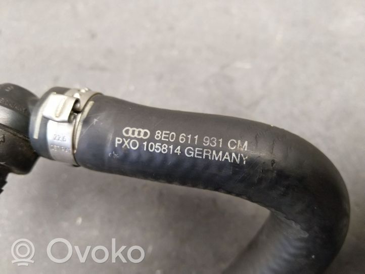 Audi A4 S4 B5 8D Tuyau sous vide 8E0611931