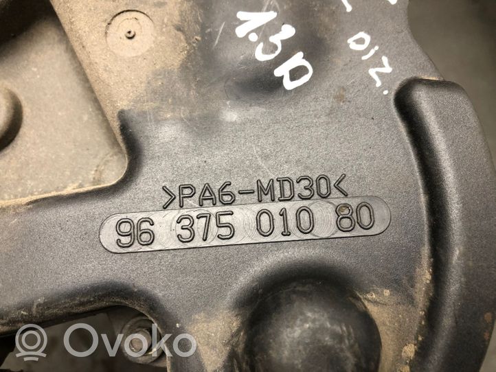 Mazda 2 Paskirstymo diržo apsauga (dangtelis) 9637501080