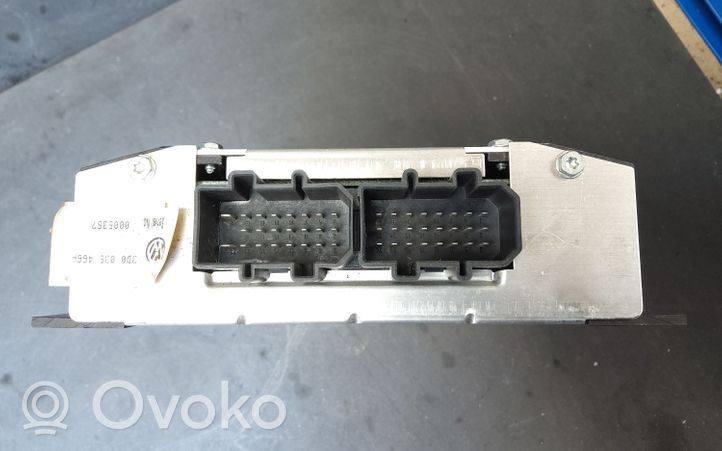 Volkswagen Phaeton Sound amplifier 3D0035466A