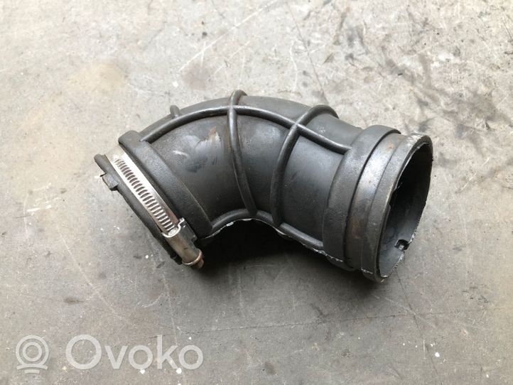 Opel Astra G Tubo di aspirazione dell’aria turbo 90530763