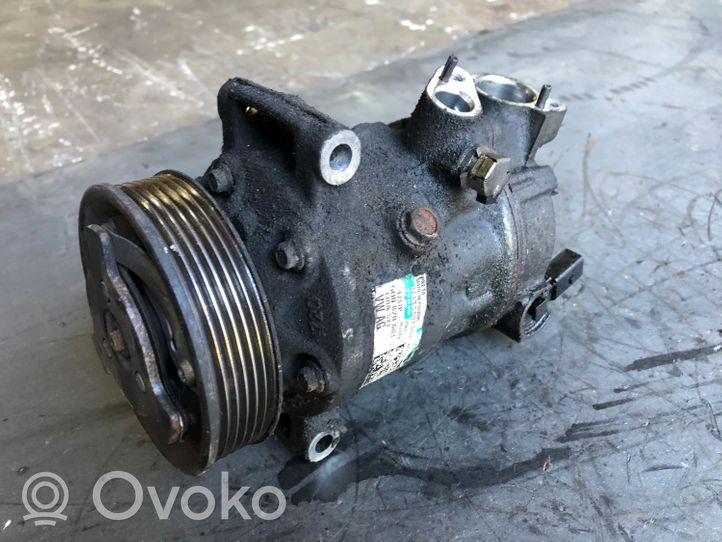 Volkswagen Golf VI Compresor (bomba) del aire acondicionado (A/C)) 5Q0820803C