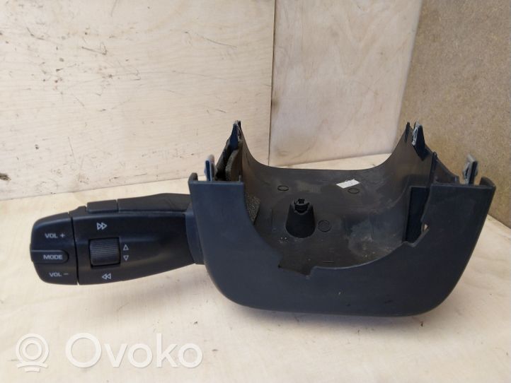 Seat Ibiza IV (6J,6P) Garso reguliavimo jungtukas 5J0959849