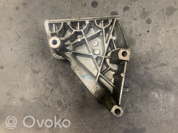 Volkswagen Polo V 6R Support, suspension du moteur 03L199207A